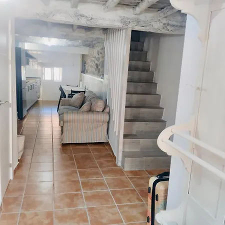 La Casa Escondida